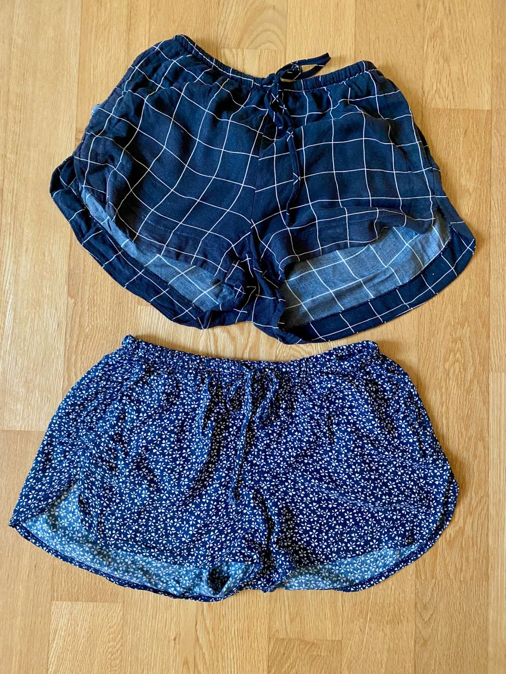 Brandy Melville Pantalons: Brandy Melville Shorts 2er Pack – D'occasion à Bern par eli7