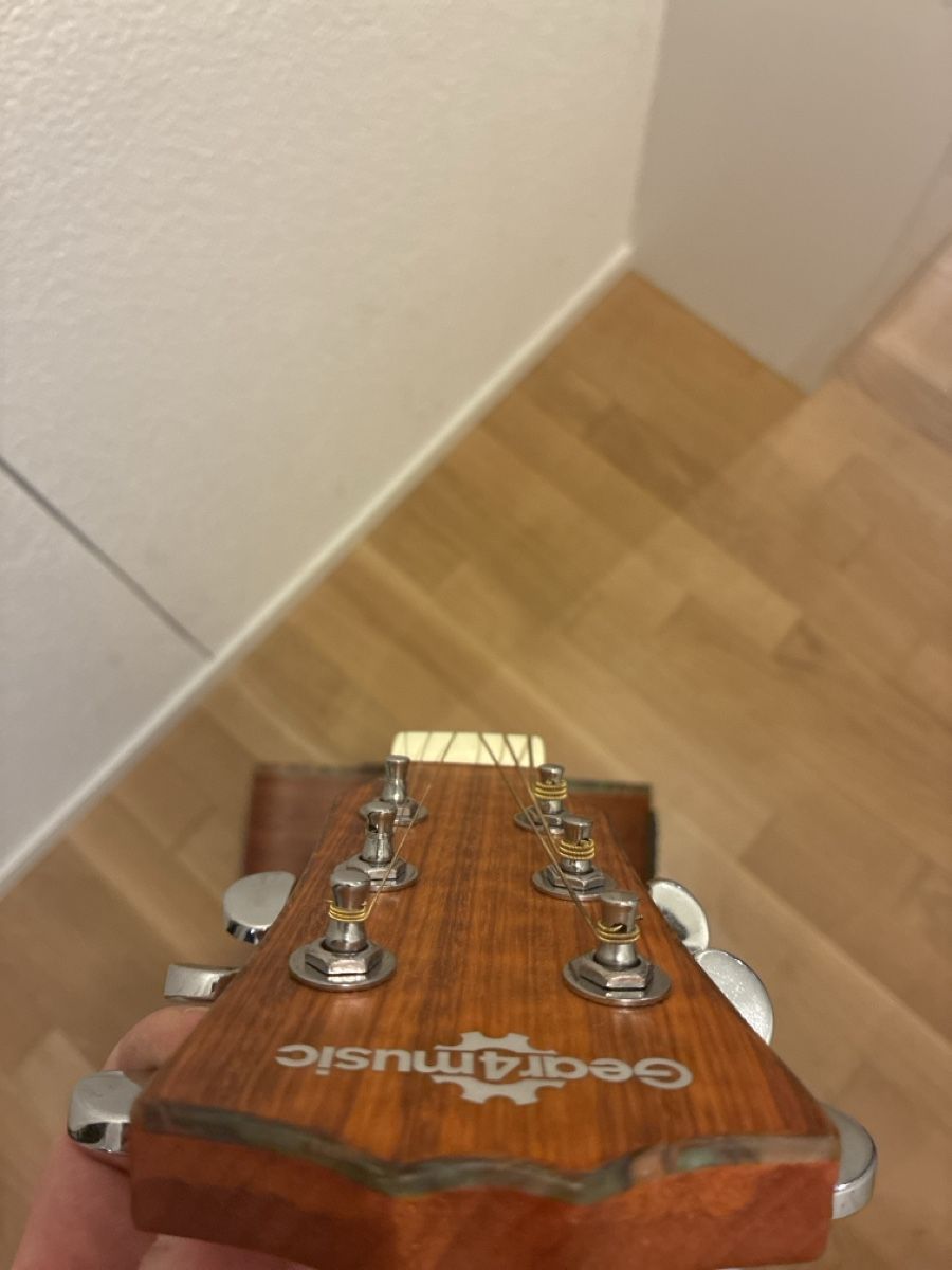 Musikinstrumente: Ghitarre – Gebraucht aus uster von gra_mbq7 2