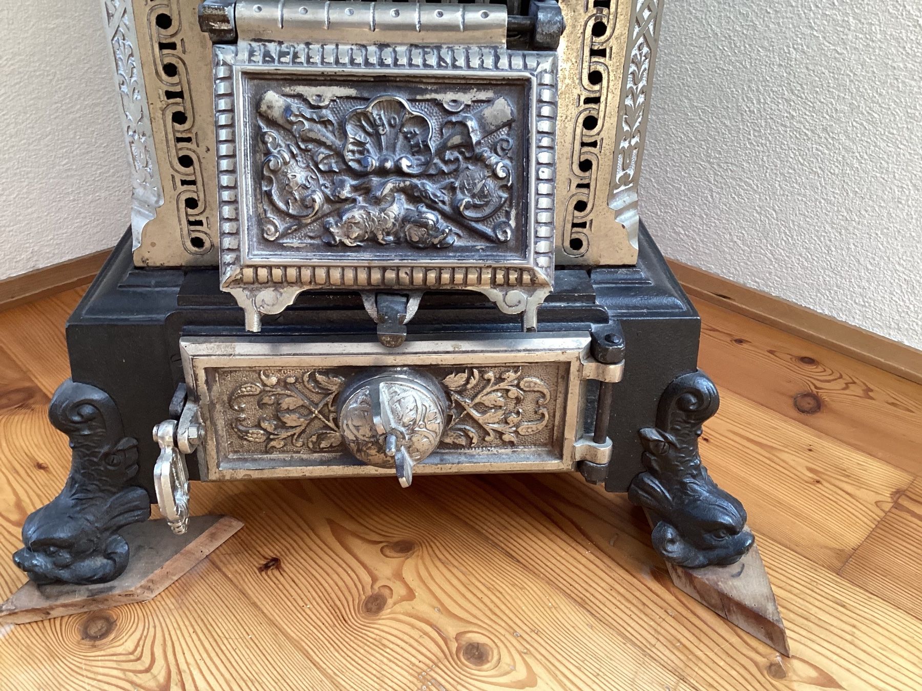 Altri mobili d'antiquariato: Kachelofen – Usato da St. Margrethen SG venduto da Dubo07 5