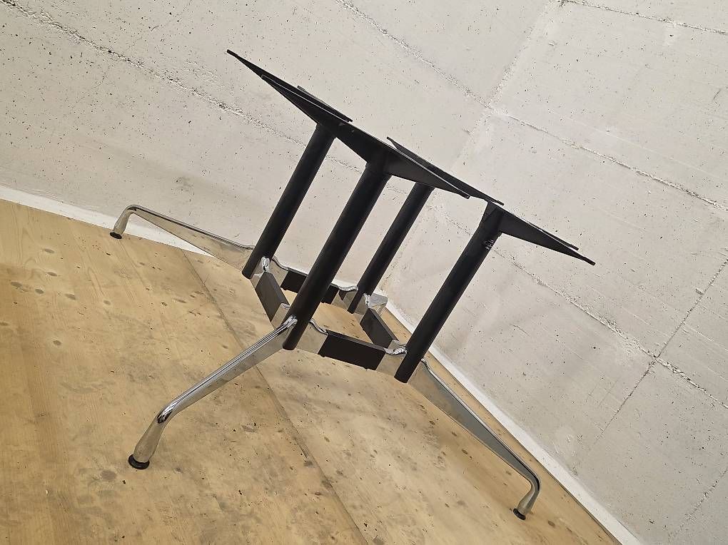 Vitra Tavoli: Segmented Table Vitra Tisch Charles Eams 170cm – Usato da Münchenbuchsee venduto da LuupBrocki 1