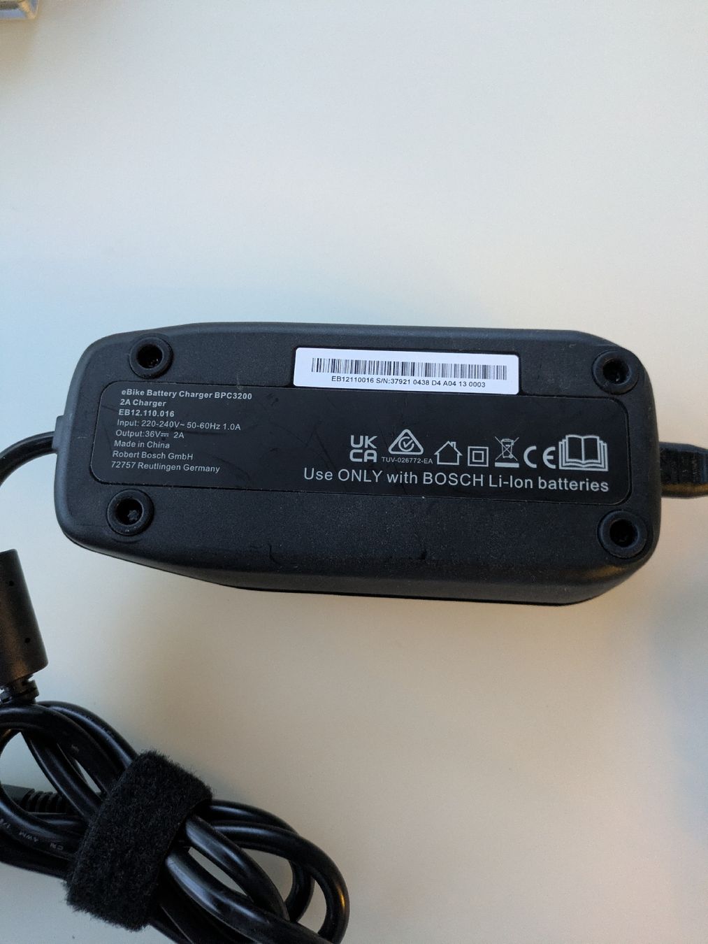Bosch Caricabatterie: eBike Ladegerät Bosch BPC3200 2A EB12.110.016 – Usato da Basel venduto da msh_572q 1