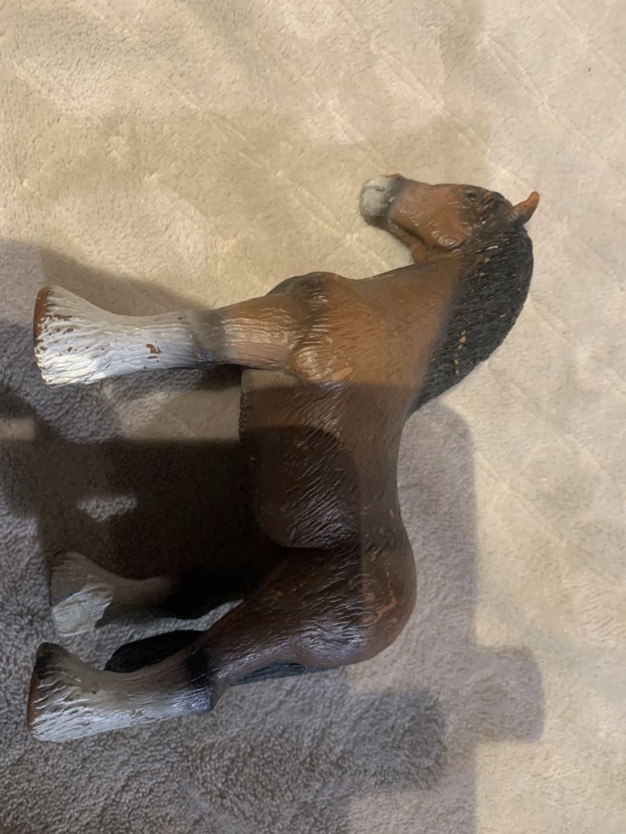 Schleich Jouets: 3 Pferde 1 Fohlen – D'occasion à Richterswil par irenemiz 3