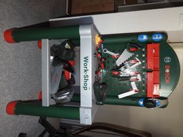 Bosch Kinder-Werkbank mit viel Werkzeug & Zubehör