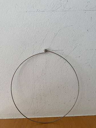 Halskette, verschliessbarer Ring
