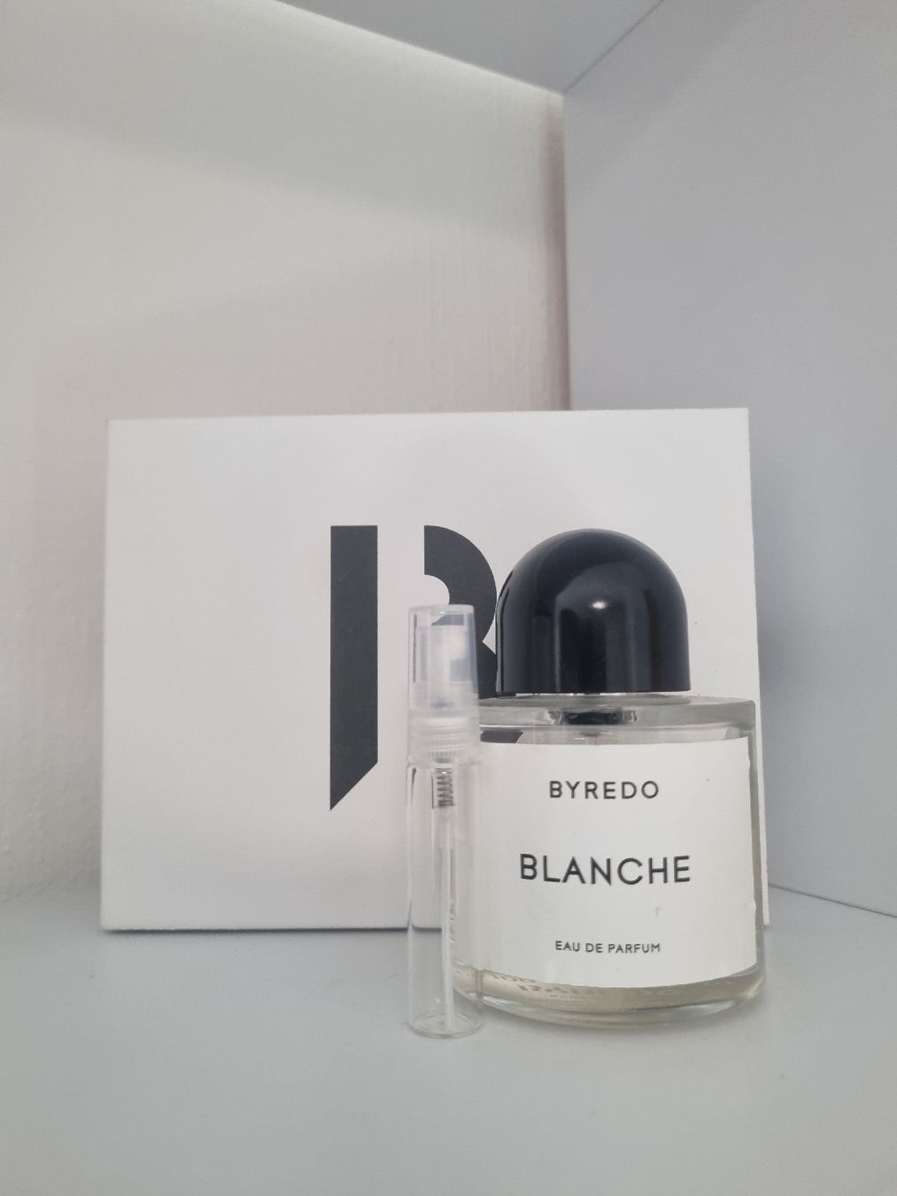 Byredo Profumi & Eau de Toilette: Blanche von Byredo, Abfüllung 5ml/10ml – Nuovo (secondo la descrizione) da Jonen venduto da Juliette_St
