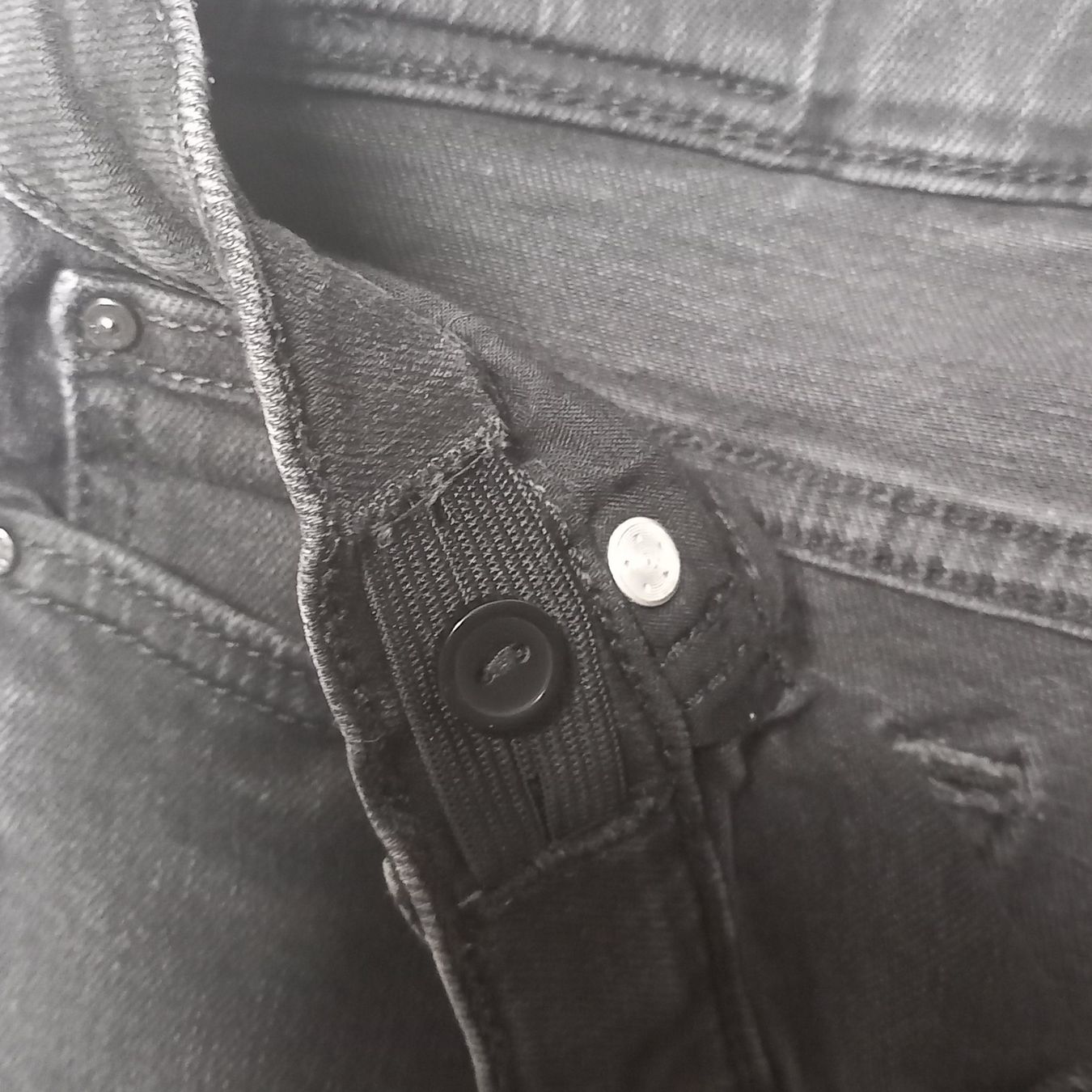 Only Hosen: Kids Only Jeans schwarz Gr. 158 – Gebraucht aus Brüttisellen von kikaninchen79 4