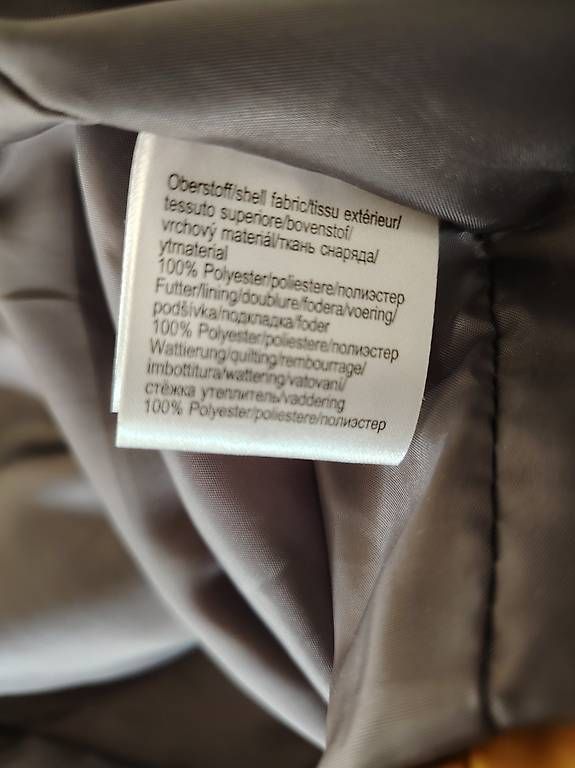 Vestes: Winterjacke Kurzgrösse 20 = 40 – D'occasion à Wilen b. Wollerau par Karin1985 3