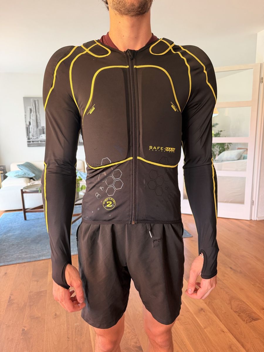 Protections: Safe-Max Protektorenhemdrift / Level 2 – Gr. S 46-48 – D'occasion à Richterswil par Denhaltnoed