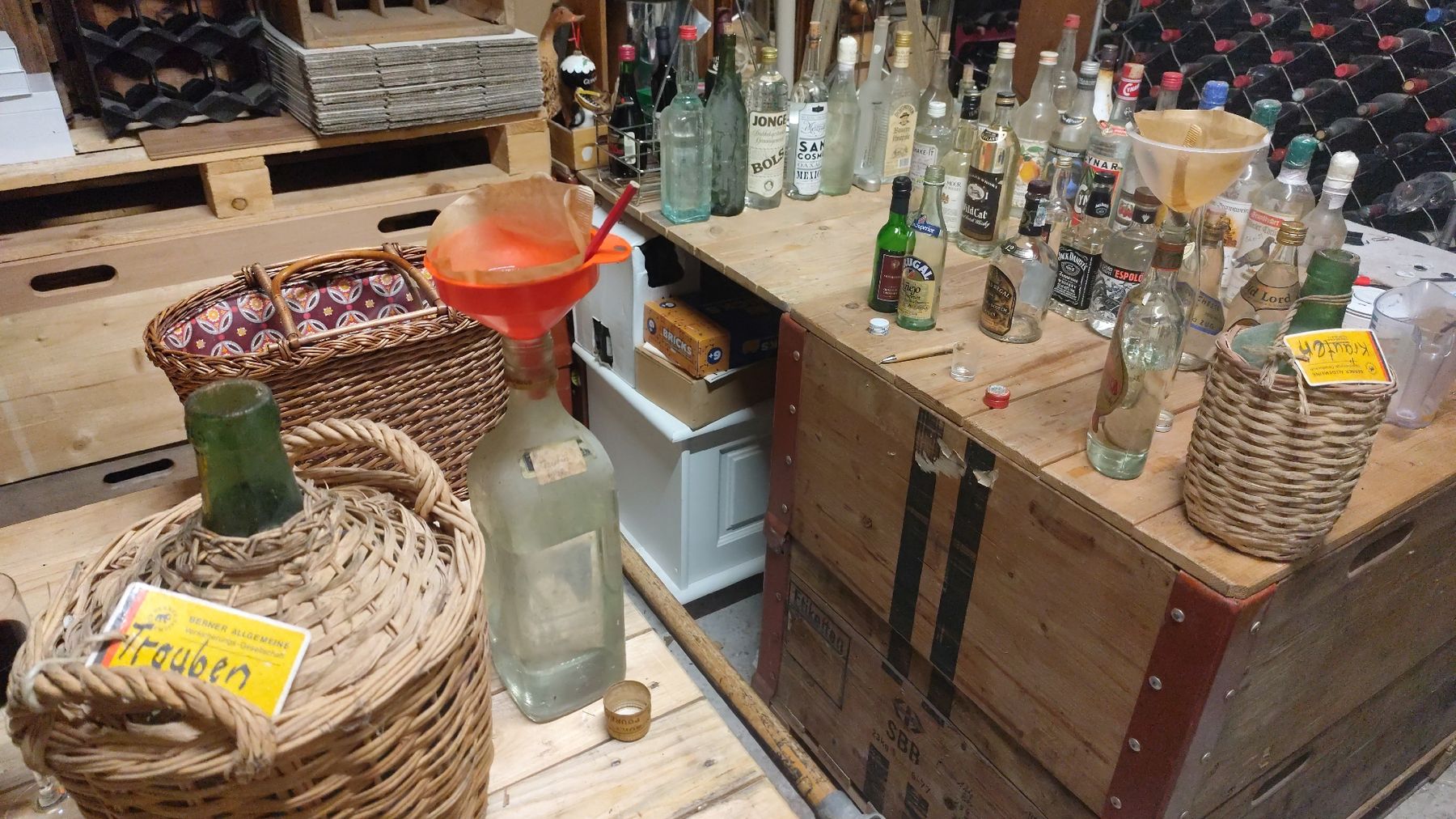 Bevande alcoliche:  Holunder Schnaps, Eigenbrand  – Nuovo (secondo la descrizione) da Büsserach venduto da Vintage-vins 3