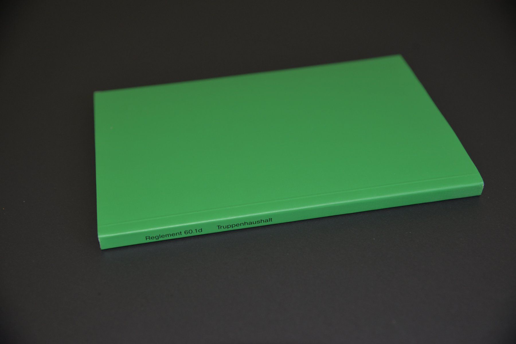 Libri: Reglement 60.1d, Truppenhaushalt – Usato da Lungern venduto da Kammer-Lungern 3