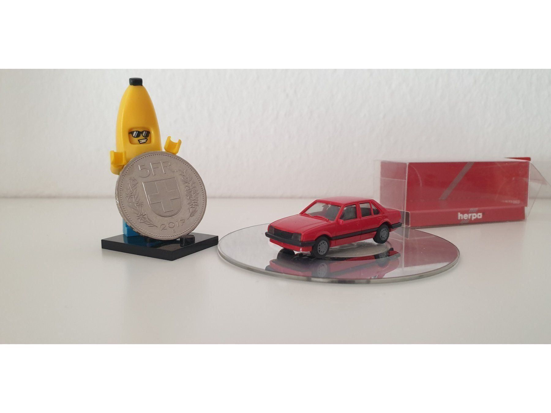 Opel Modellini d'auto: OPEL ASCONA - Modell Herpa 1:87 H0 – Usato da Viganello venduto da CARLiteratur 2