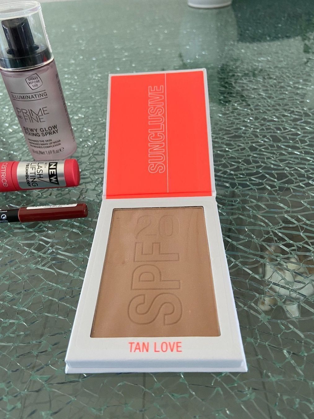 Gesichtspflege: Schöne neue Kosmetik Sachen – Neu und originalverpackt aus Oftringen von andrax 2