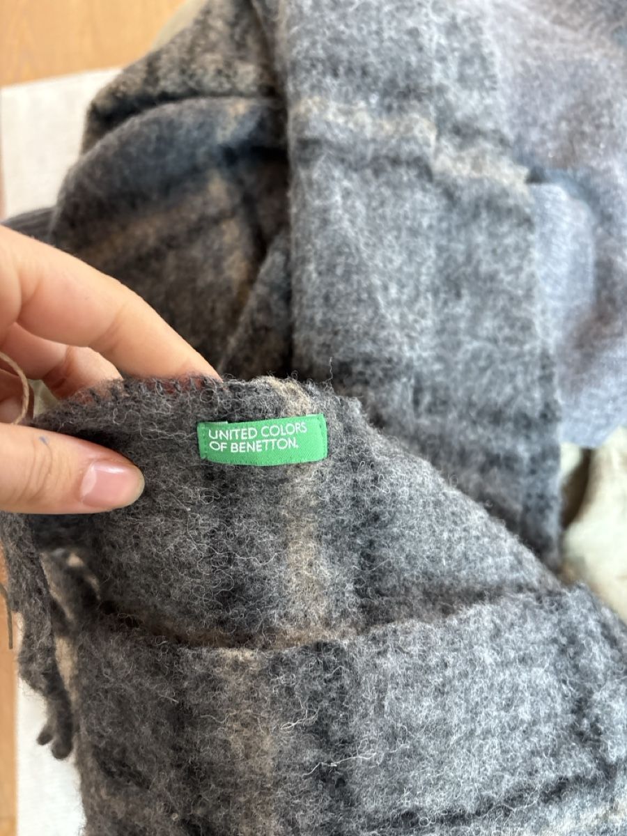 Benetton Foulards, Tücher & Schals: Benetton Wool Scarf  – Neu (gemäss Beschreibung) aus Oberhasli von ani_97f7 1