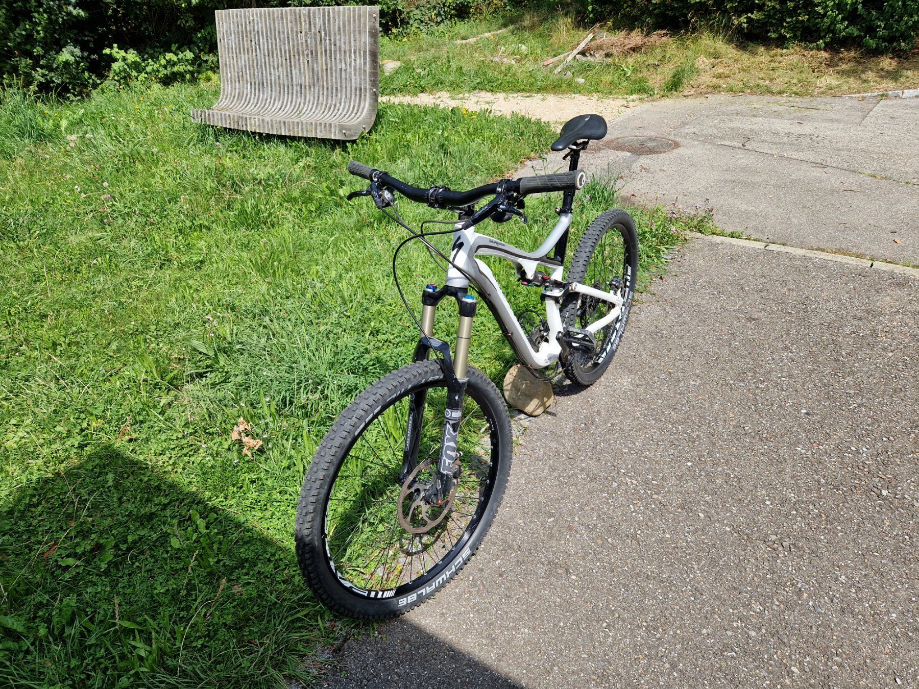 Specialized Velos: Mountainbike Specialized Stumpjumper – Gebraucht aus Gümligen von  1