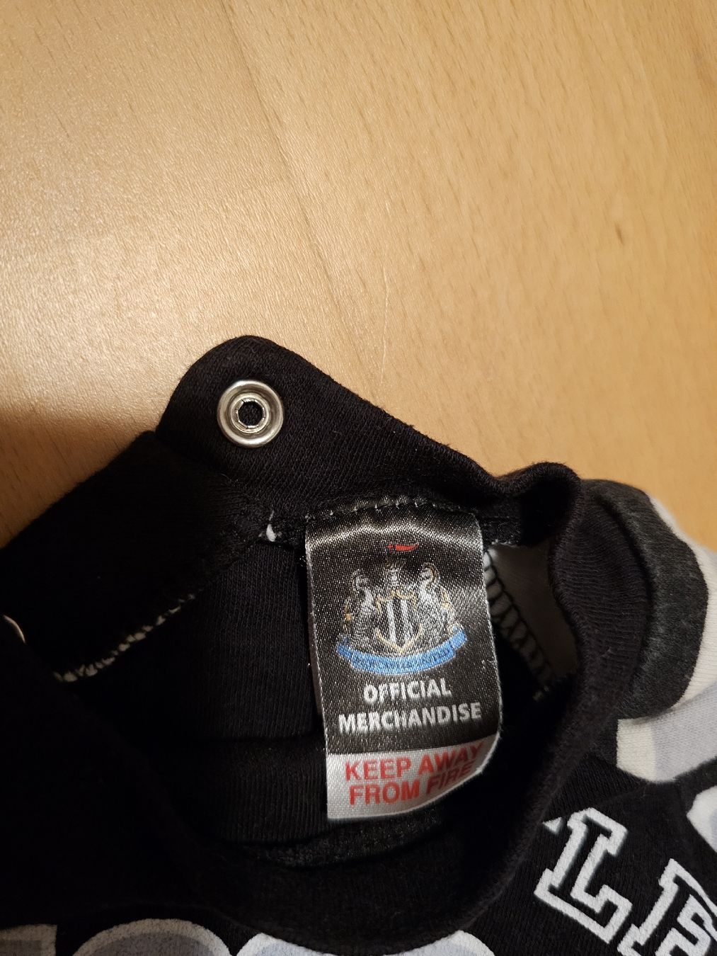 Kleiderpakete & -sets: Newcastle United Set Pulli & Hose Newborn – Neu (gemäss Beschreibung) aus Winterthur von la_lunae 2