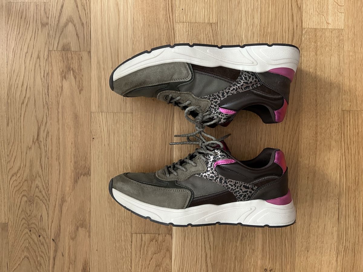 Tamaris Damenschuhe: Tamaris Keilsneaker oliv Gr. 40 – Neu (gemäss Beschreibung) aus Winterthur von Ste_Uho 3