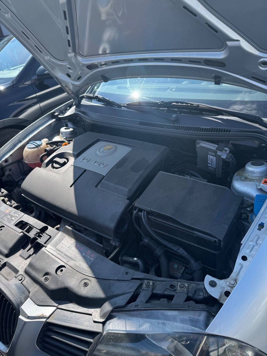 Seat Automobili: Seat Ibiza, Silber, – Usato da Oberrohrdorf venduto da chilibiggi 2