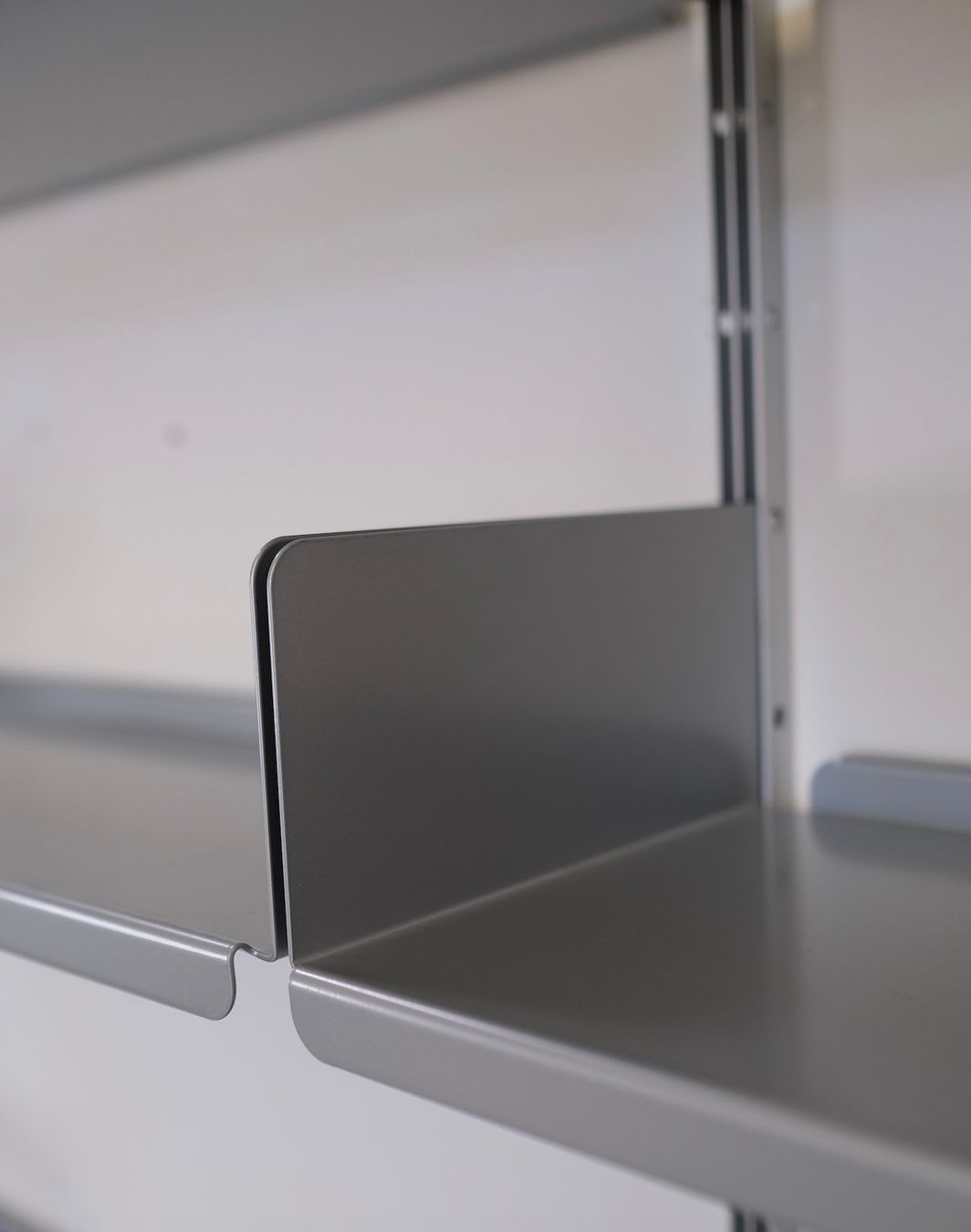 Vitsoe Étagères: Dieter Rams 606 Regalsystem VITSOE – D'occasion à Bern par Zmodern_CON 9