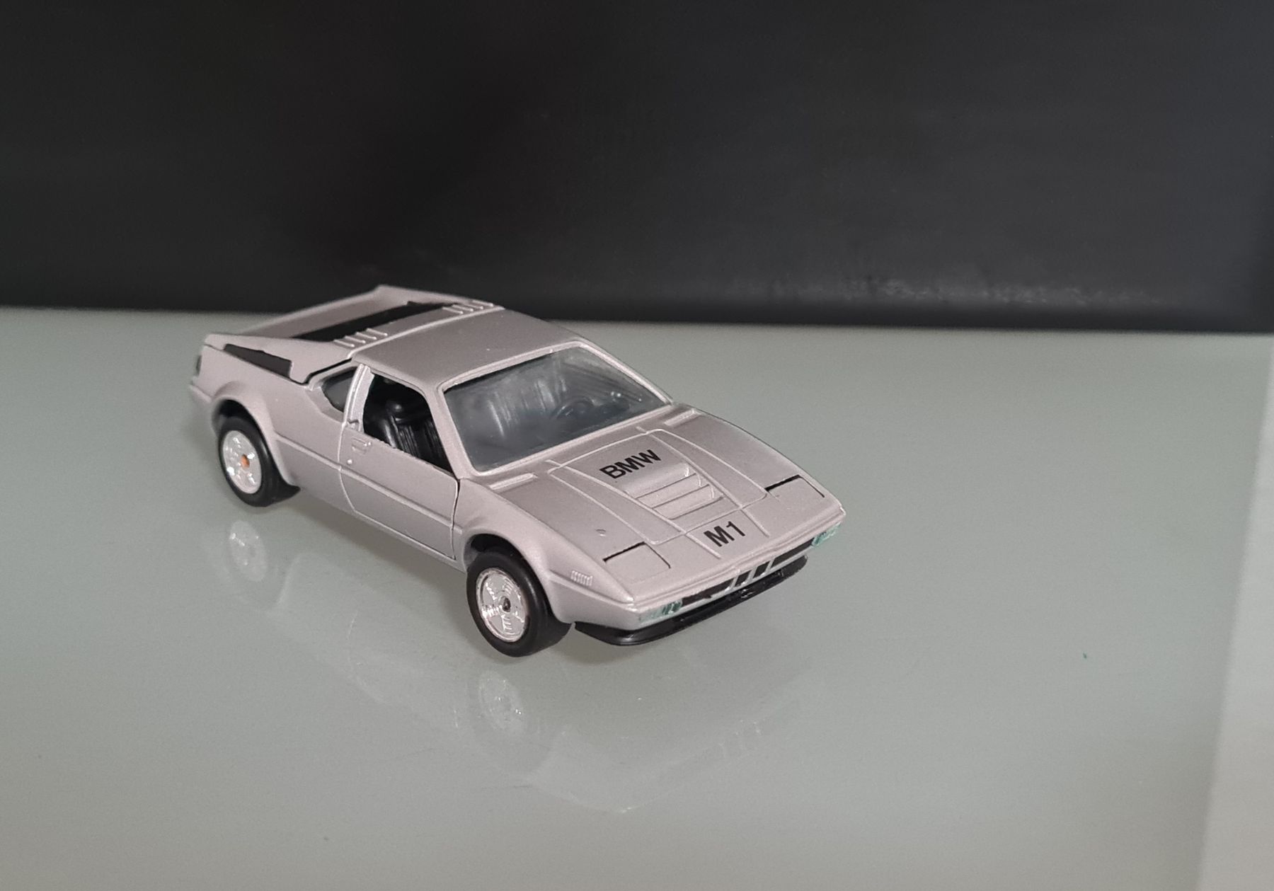 Gama Modellini d'auto: Gama Mini BMW M1 1:43 – Usato da Uetendorf venduto da myhome12 4