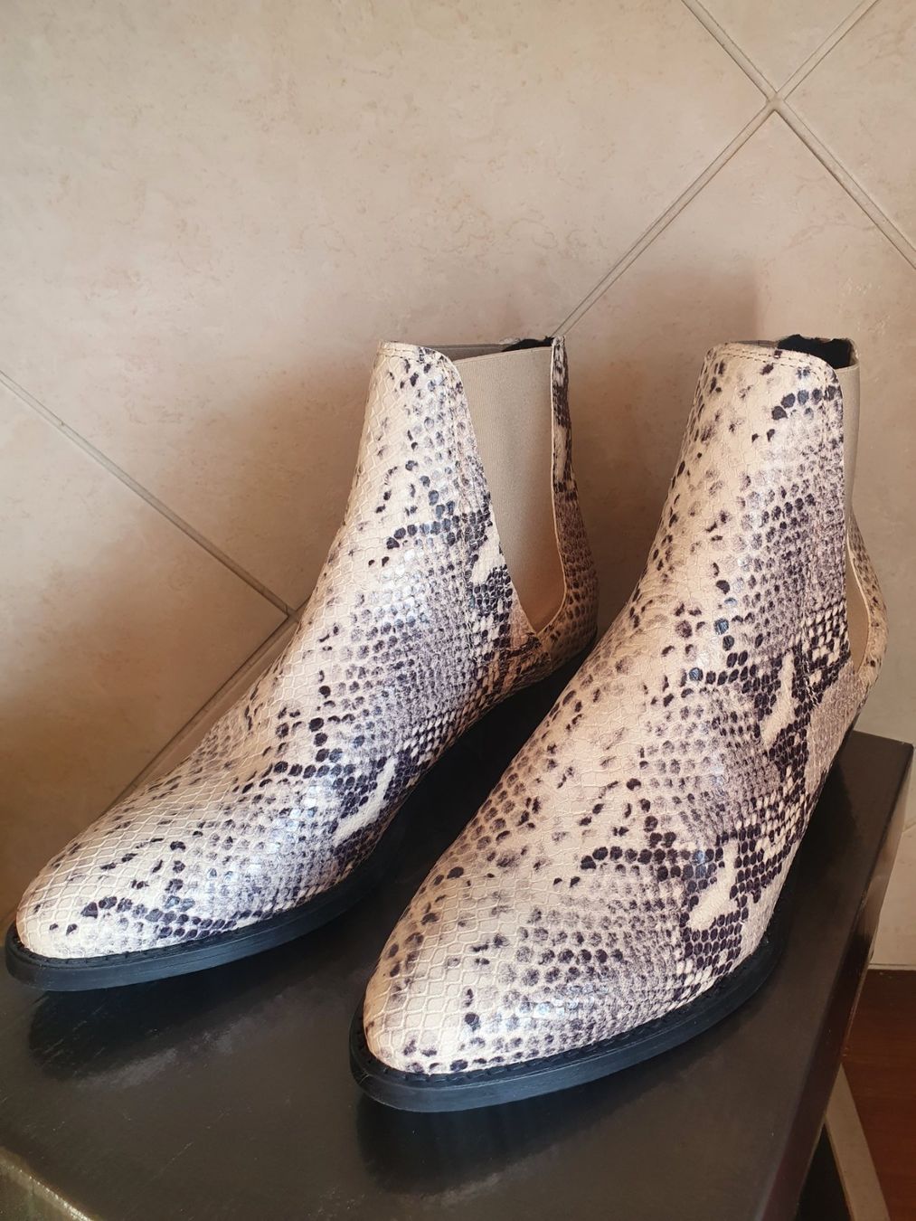 Scarpe da donna: Bottines – Nuovo (secondo la descrizione) da Corbeyrier venduto da Lalaland99