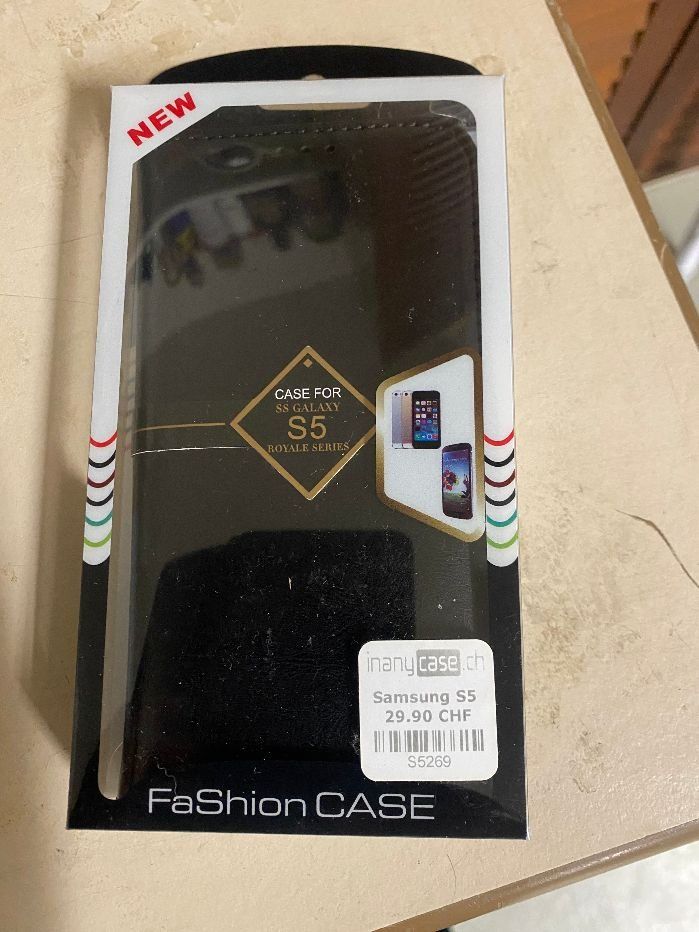 Cover & Protezioni schermo: Handy Samsung S 5 cover – Nuovo e nell'imballaggio originale da Niederhasli venduto da lanzanese