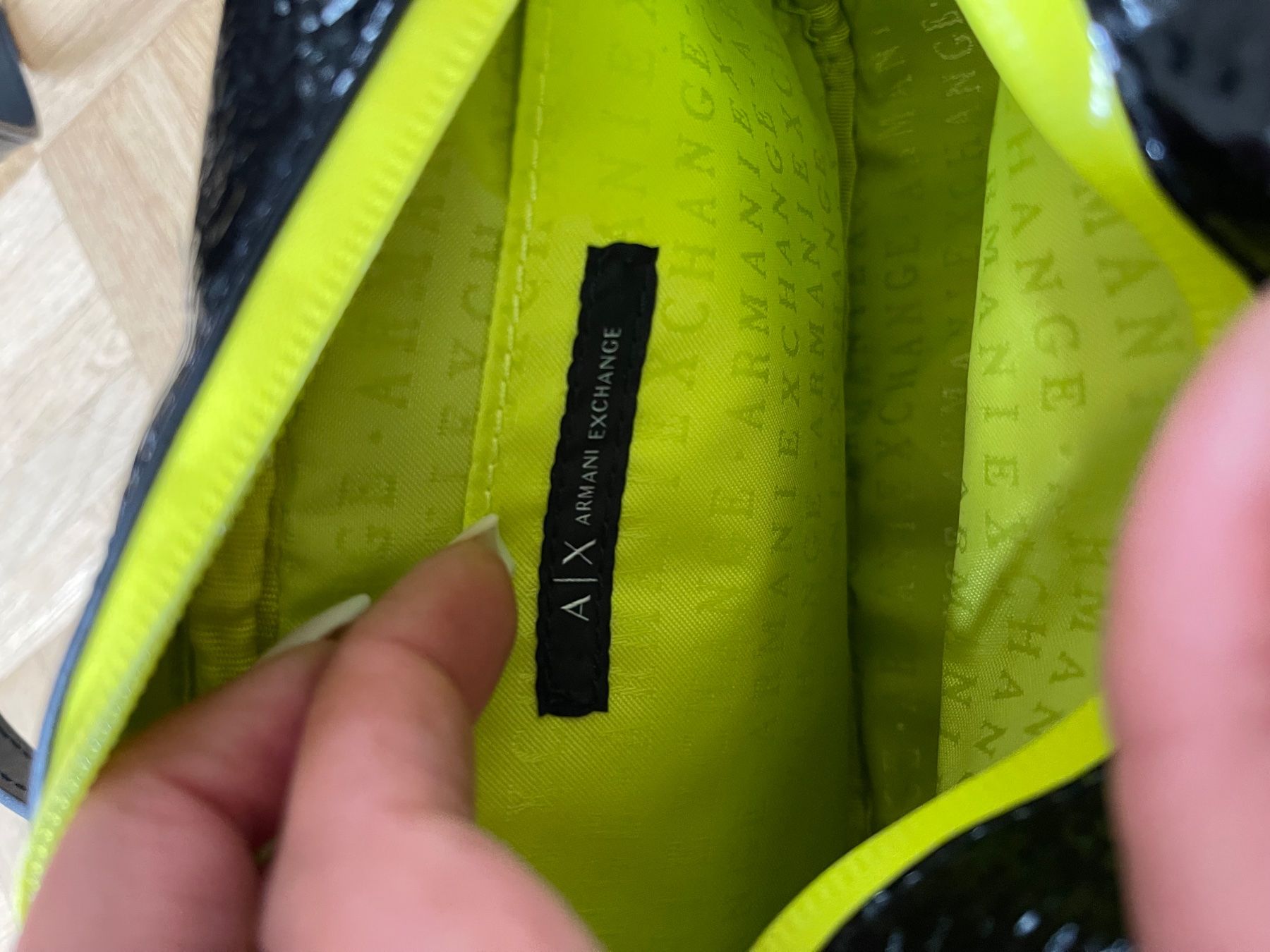 Armani Borse da donna: Armani Exchange Damentasche – Nuovo (secondo la descrizione) da Zürich venduto da Kia78 5
