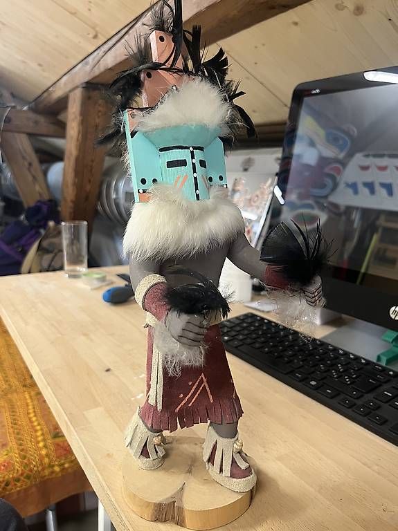 Skulpturen & Statuen: Navajo Sculpture – Gebraucht aus Zug von som_rbz8