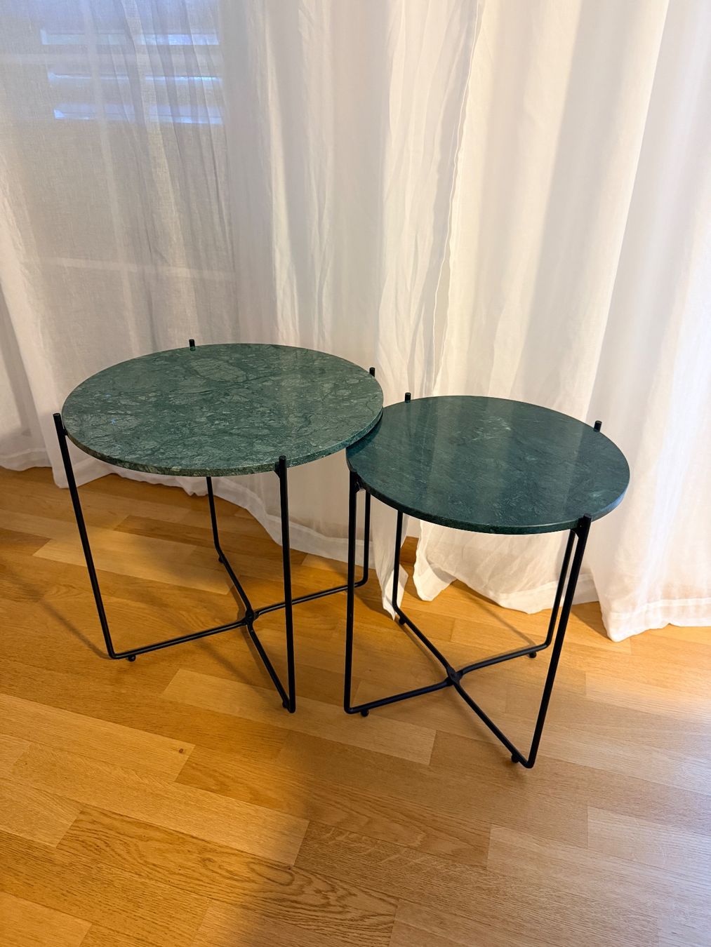 Tables: Marmor Tisch – D'occasion à Neerach par Yesh01
