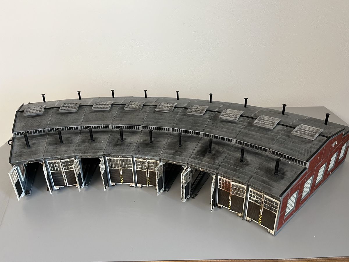 Trains électriques: Ringlokschuppen HO – D'occasion à Thusis par Starlera
