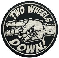 Écusson  "Two Wheels Down" J037