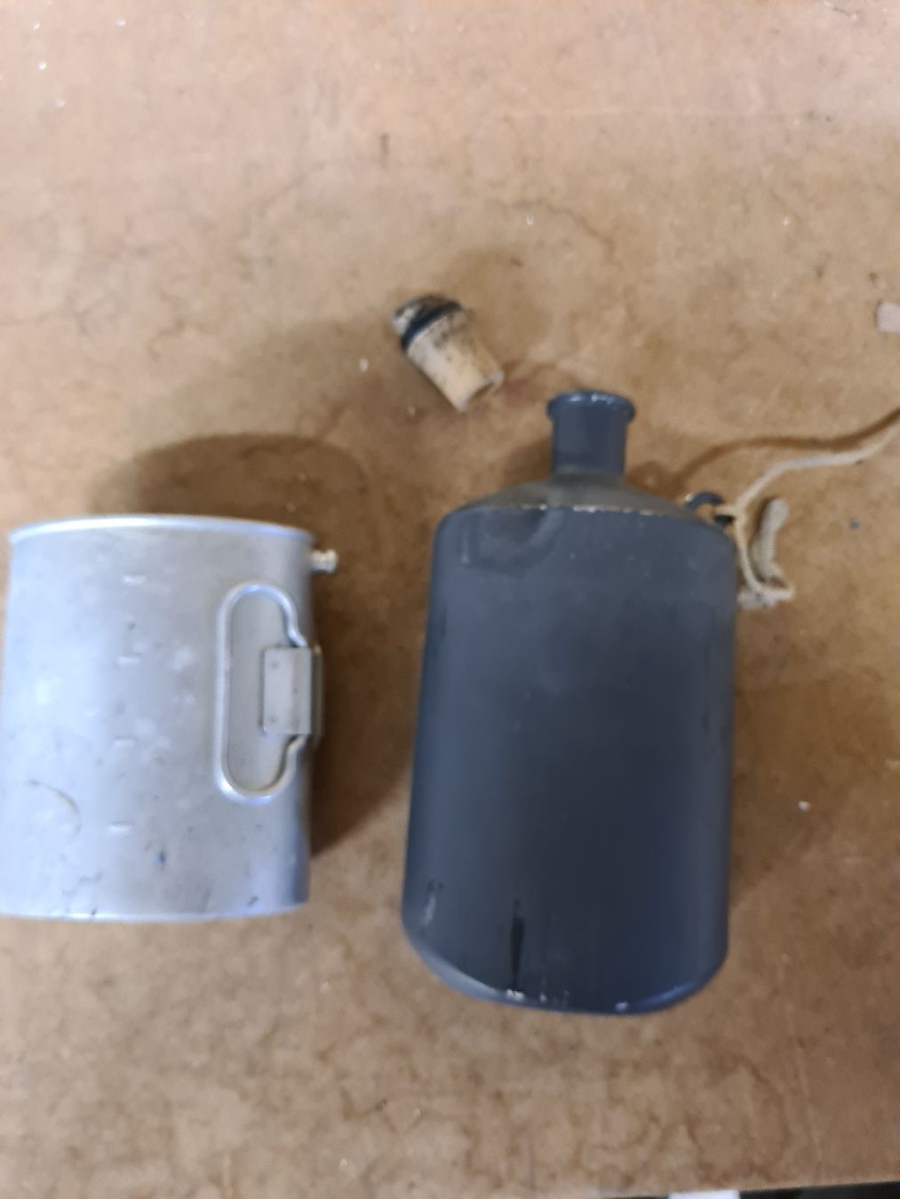 Schweizer Armee Ausrüstung & Ersatzteile: Feldflasche – Gebraucht aus Waldkirch von Hypertenuse 1