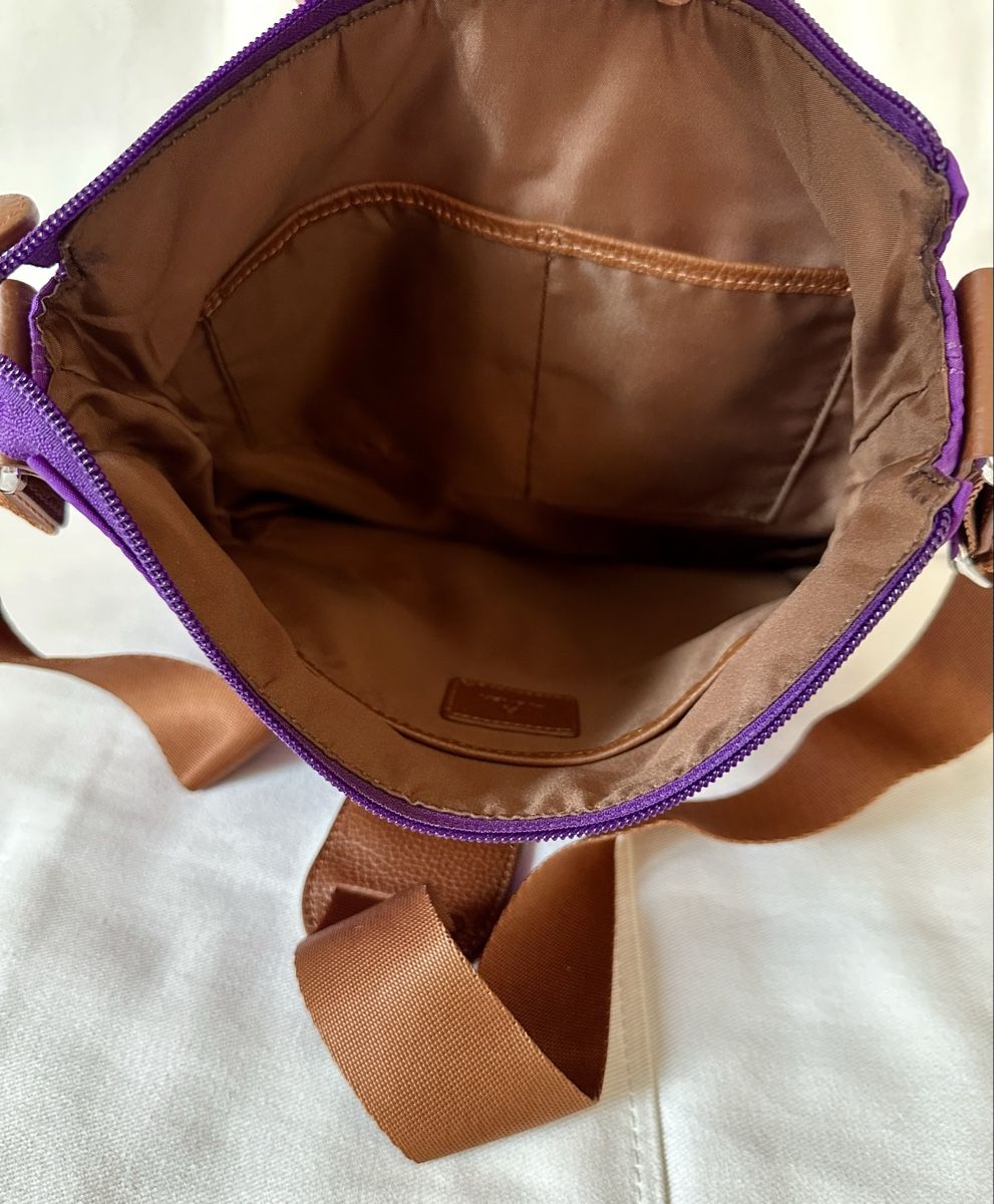 Aigner Borse da donna: Aigner Purple/Brown Nylon and Leather – Nuovo (secondo la descrizione) da Zollikon venduto da _M65_ 4