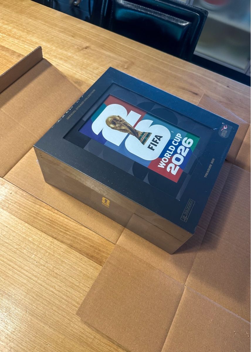 Panini Album: Treasure Box Panini - limited Edition – Nuovo e nell'imballaggio originale da Bonstetten venduto da Filetti99