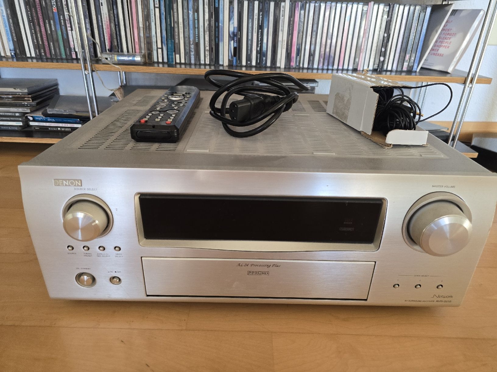 Denon Amplificateurs: Denon AVR 3310 Network Surround Receiver – D'occasion à Russikon par SchenkB