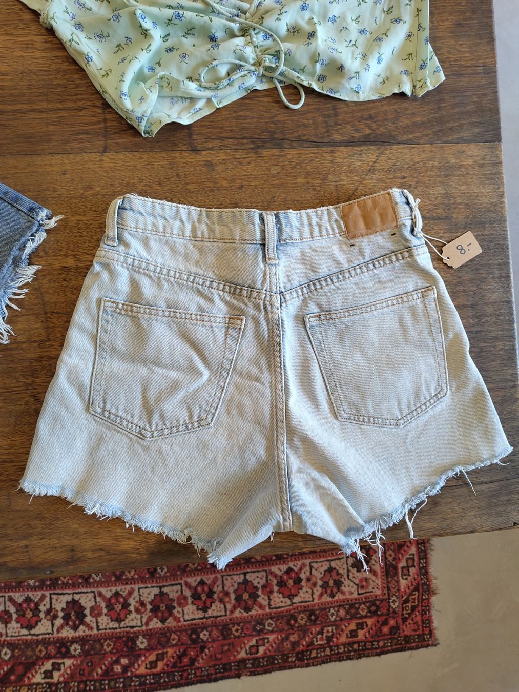 Weekday Jeans: Weekday jeans shorts hellblau M – Usato da Losone venduto da ell_nora89 1