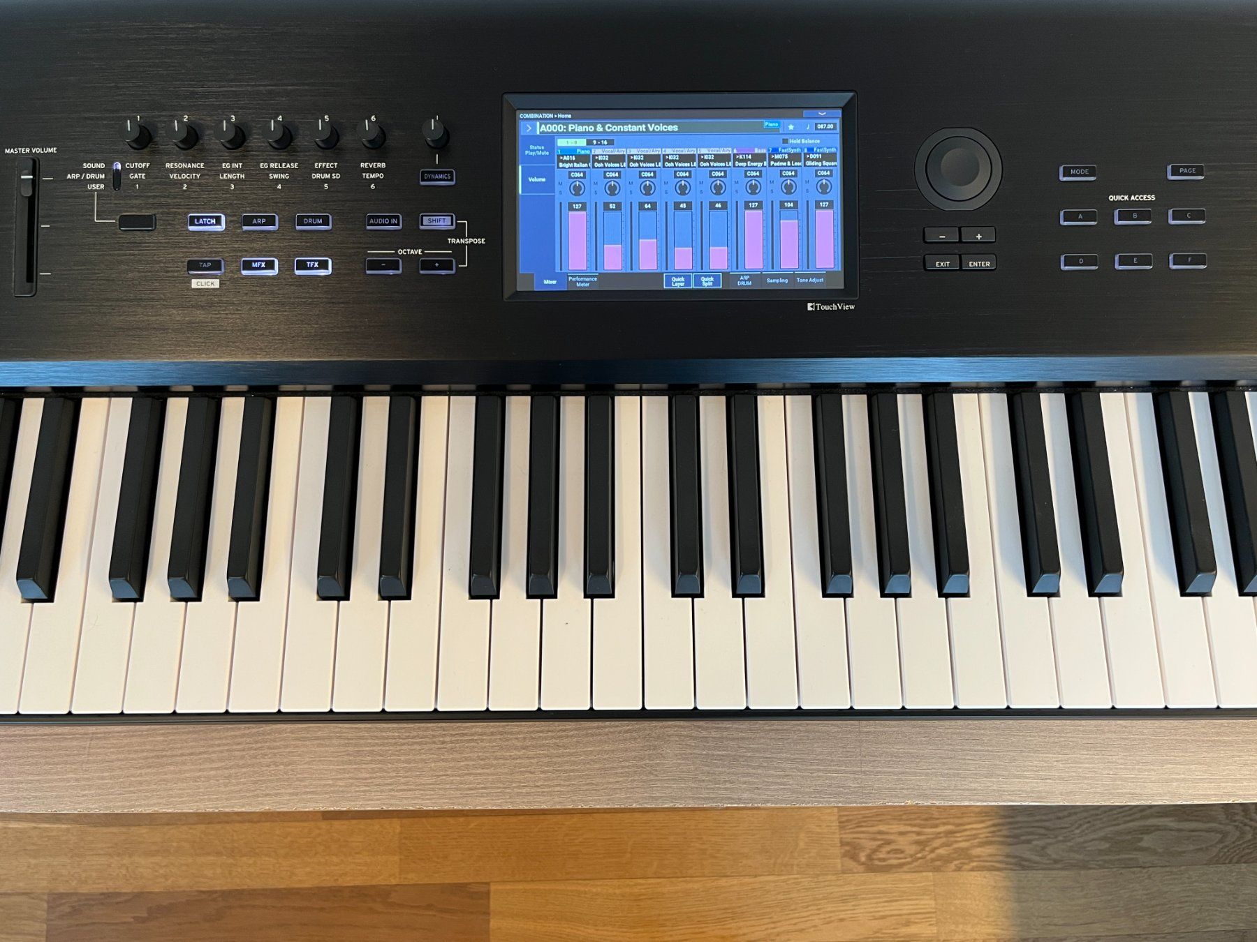 Korg Strumenti musicali: Korg Nautilus 88 AT (Aftertouch) – Usato da Fällanden venduto da Uboller 1