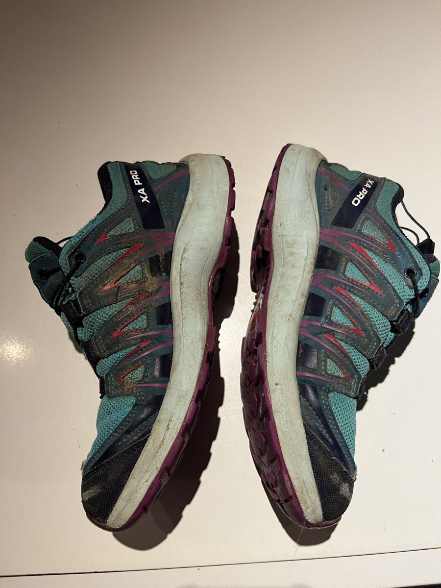 Salomon Schuhe für Jungen: Salomon XA Pro Trekkingschuhe, Gr. 35! – Gebraucht aus Baden von Mi0 2