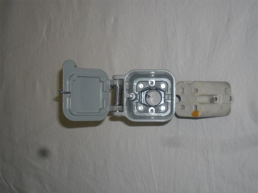 Spine: 400 Volt - Kupplung , 15 A , 4 polig , Metall – Usato da Büren SO venduto da omsa 5