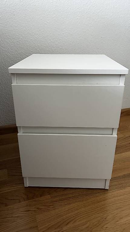 Comodini: Nachtisch/ Kommode  – Usato da Binningen venduto da Xen_2gn5