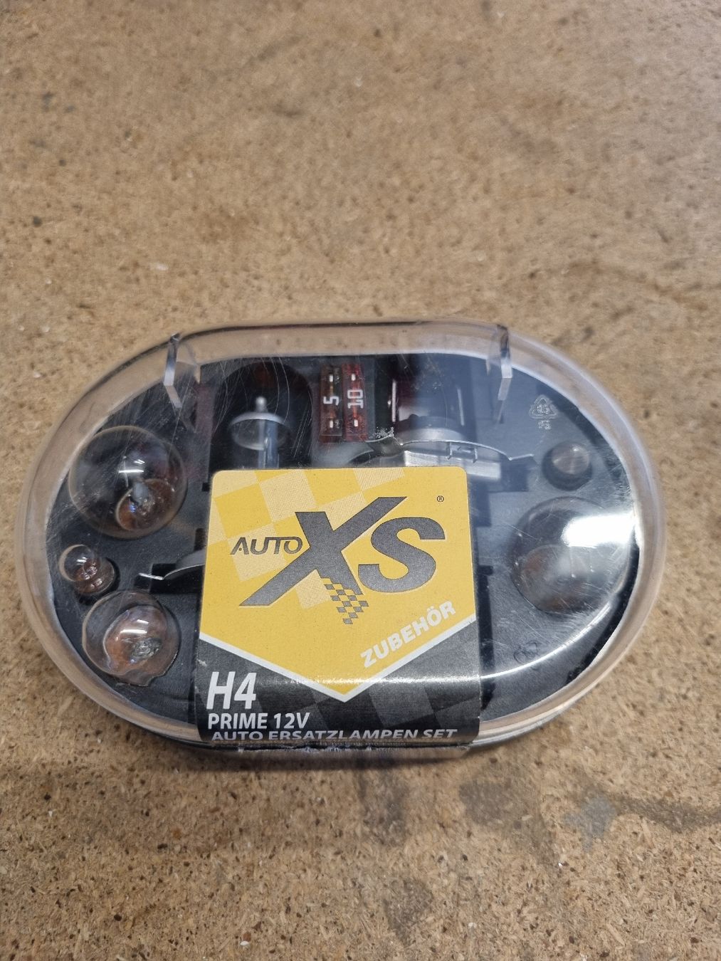 Toutes les pièces auto: Auto ErsatzlampenSet H4  – Neuf (Voir description) à Diepoldsau par zyphton 1
