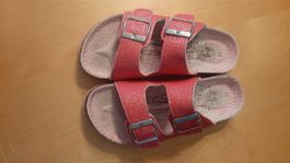 K..12 R) Barbie Finken Hausschuhe Gr. 33