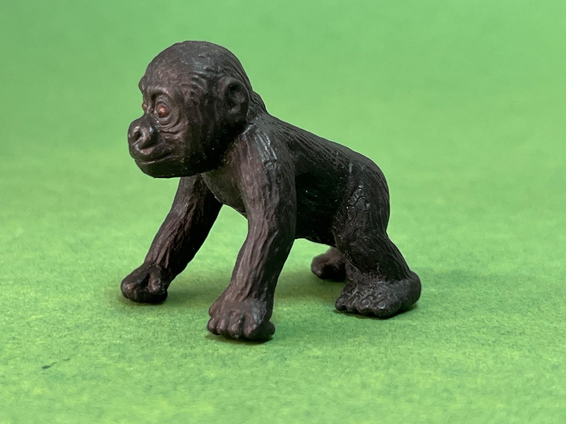 Schleich Statuette: Schleich Gorilla / Silberrücken Affe Junges - Made Germany – Usato da Ennetbaden venduto da mapa05 7