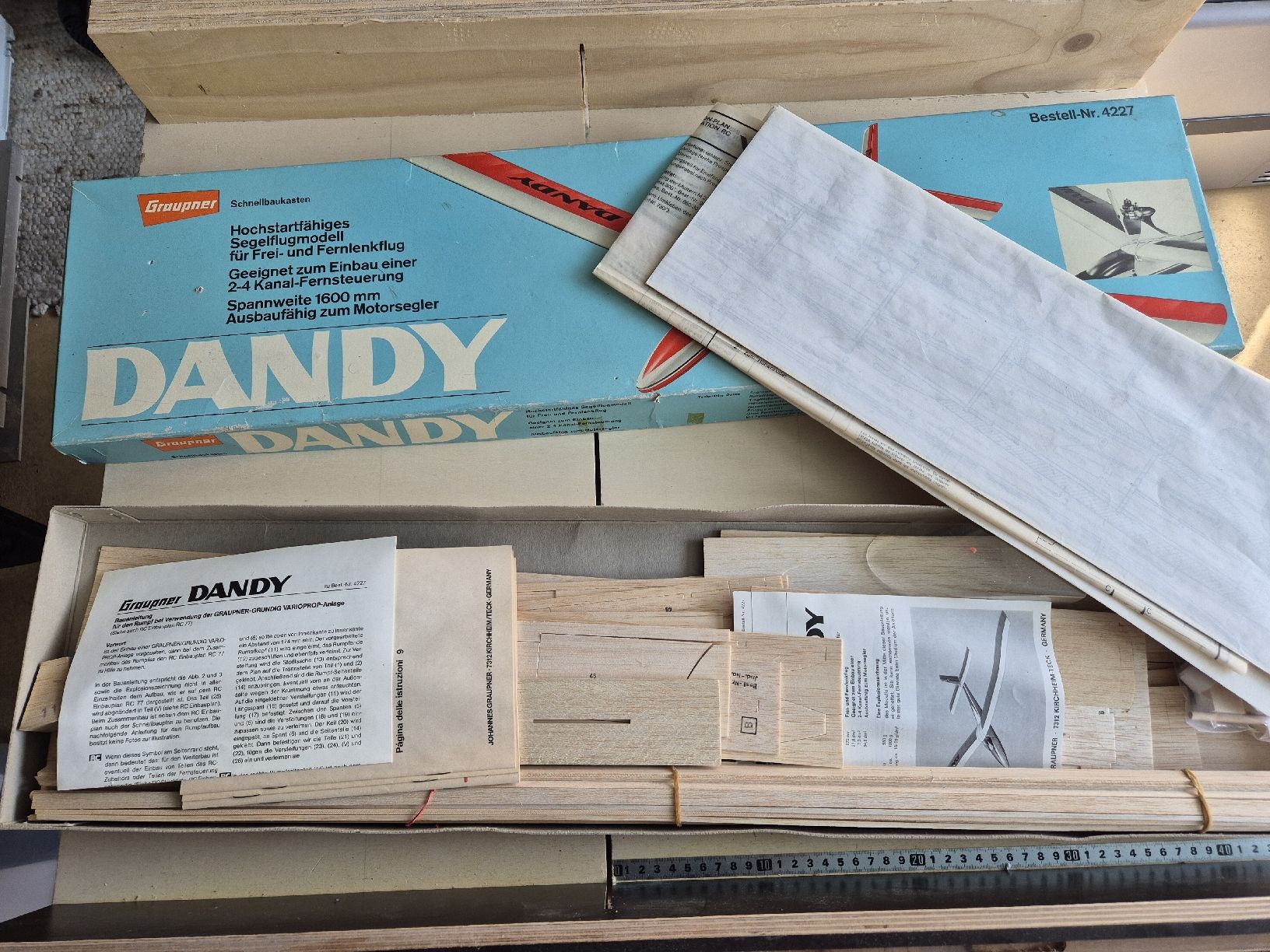 RC Kits de montage: Graupner Dandy Original Baukasten – Neuf (Voir description) à Wattenwil par hps_z6w9 1