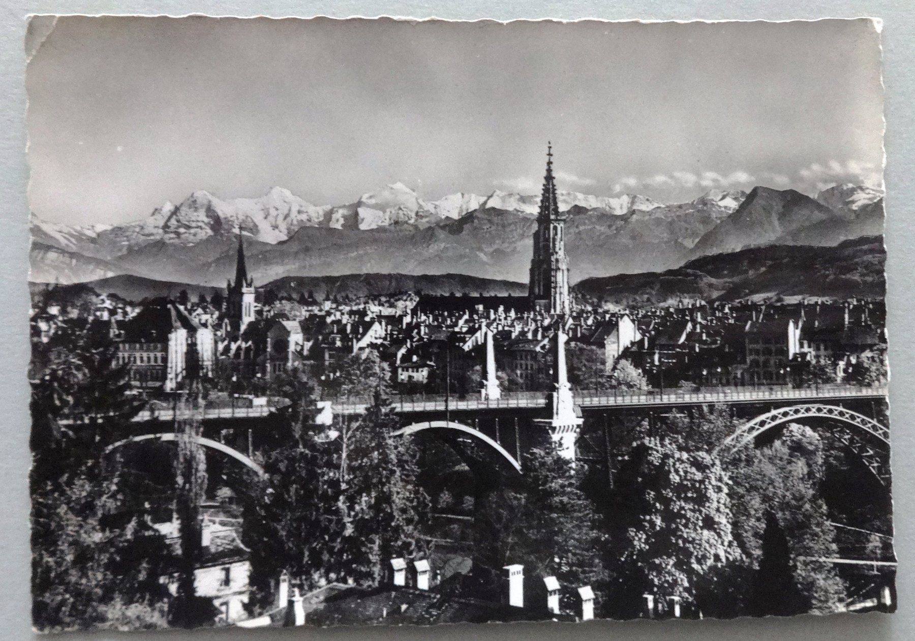 Cartoline postali: Bern, Blick auf Kornhausbrücke und Alpen – Difettoso da Fétigny venduto da Billy2miny