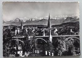 Bern, Blick auf Kornhausbrücke und Alpen