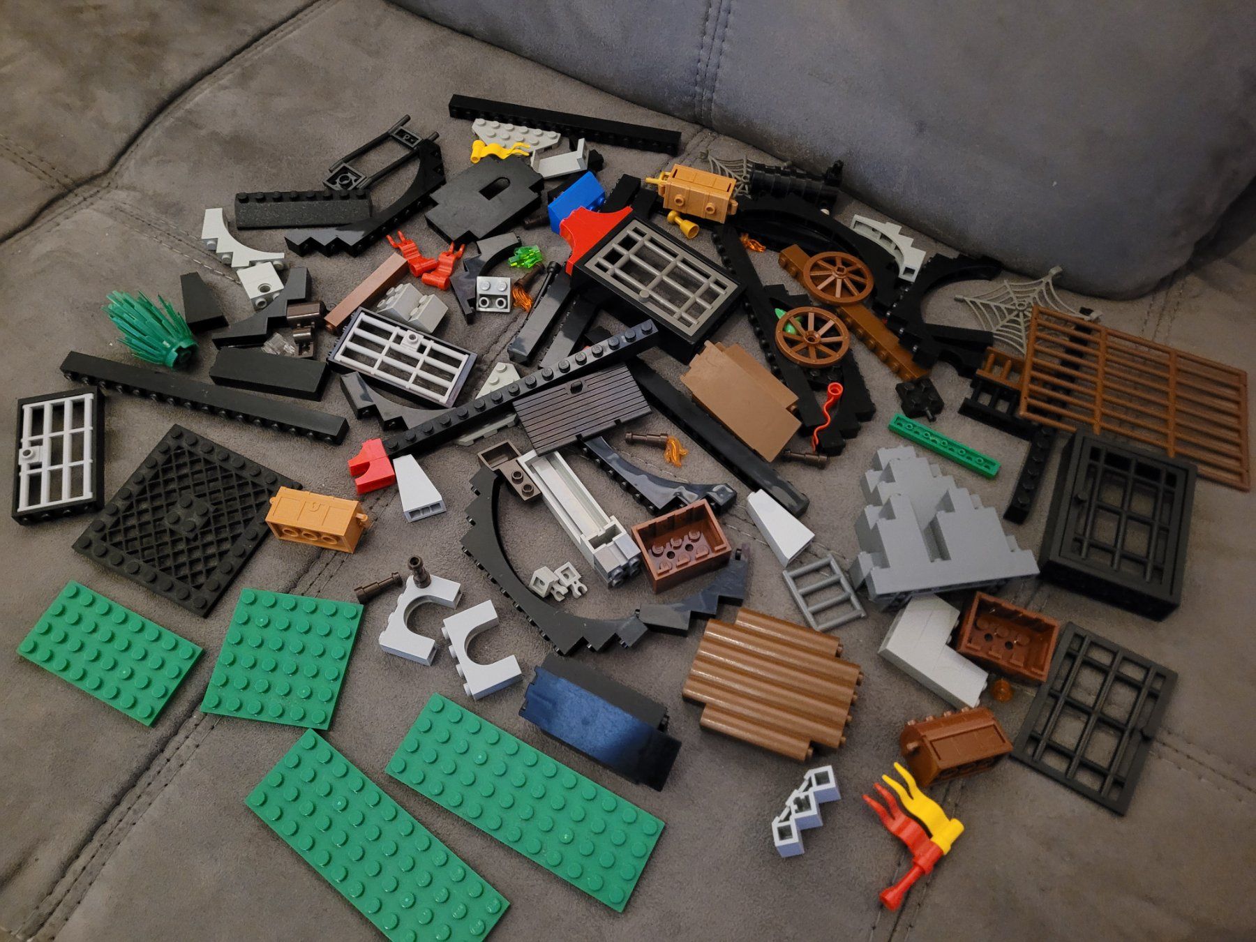 Lego Kit di costruzioni: Lot Lego Castle Kingdoms – Usato da La Tour-de-Peilz venduto da estelle69 2
