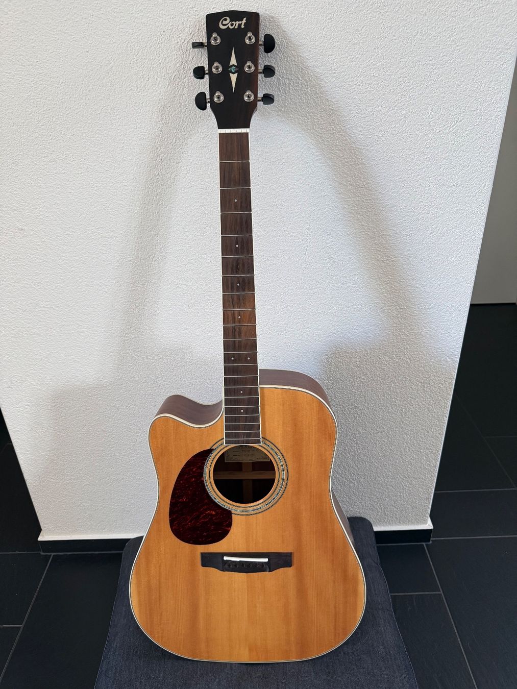 Musikinstrumente: Lefthand Acoustic Guitar – Gebraucht aus Wettingen von CJJ 6