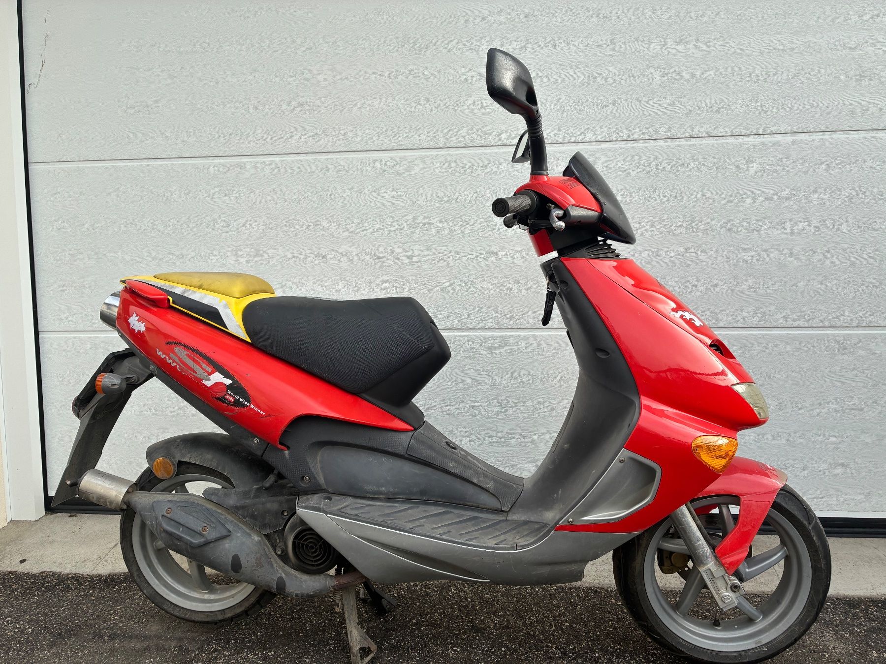 Aprilia Scooters: Aprilia sr 50 – Gebraucht aus St. Gallen von MarkoBoss 2