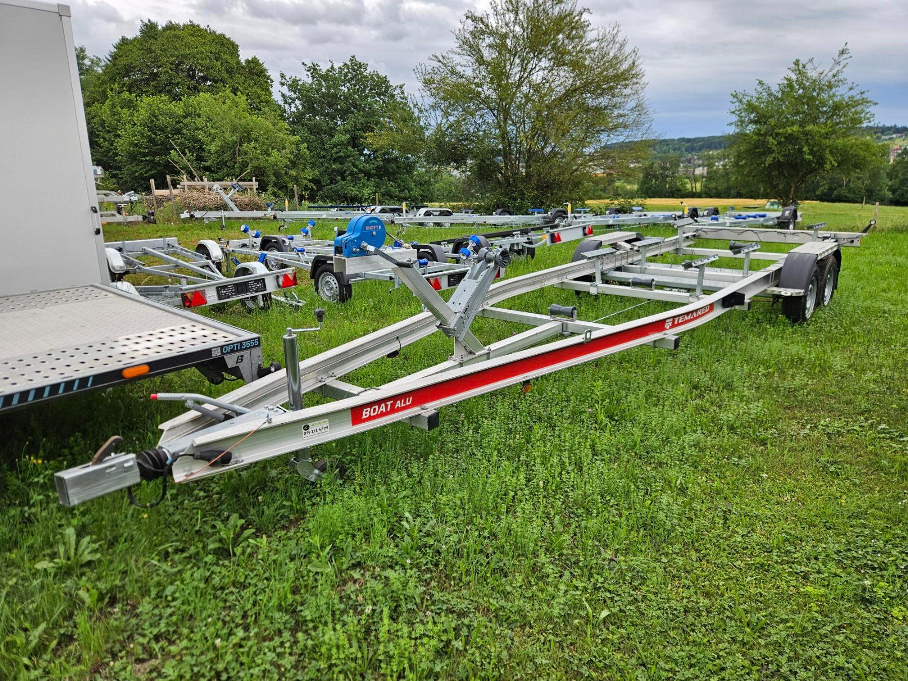 Tema Rimorchi: Bootsanhänger mit 3'090kg Nutzlast – Usato da Gunzgen venduto da HofmannAnhaenger