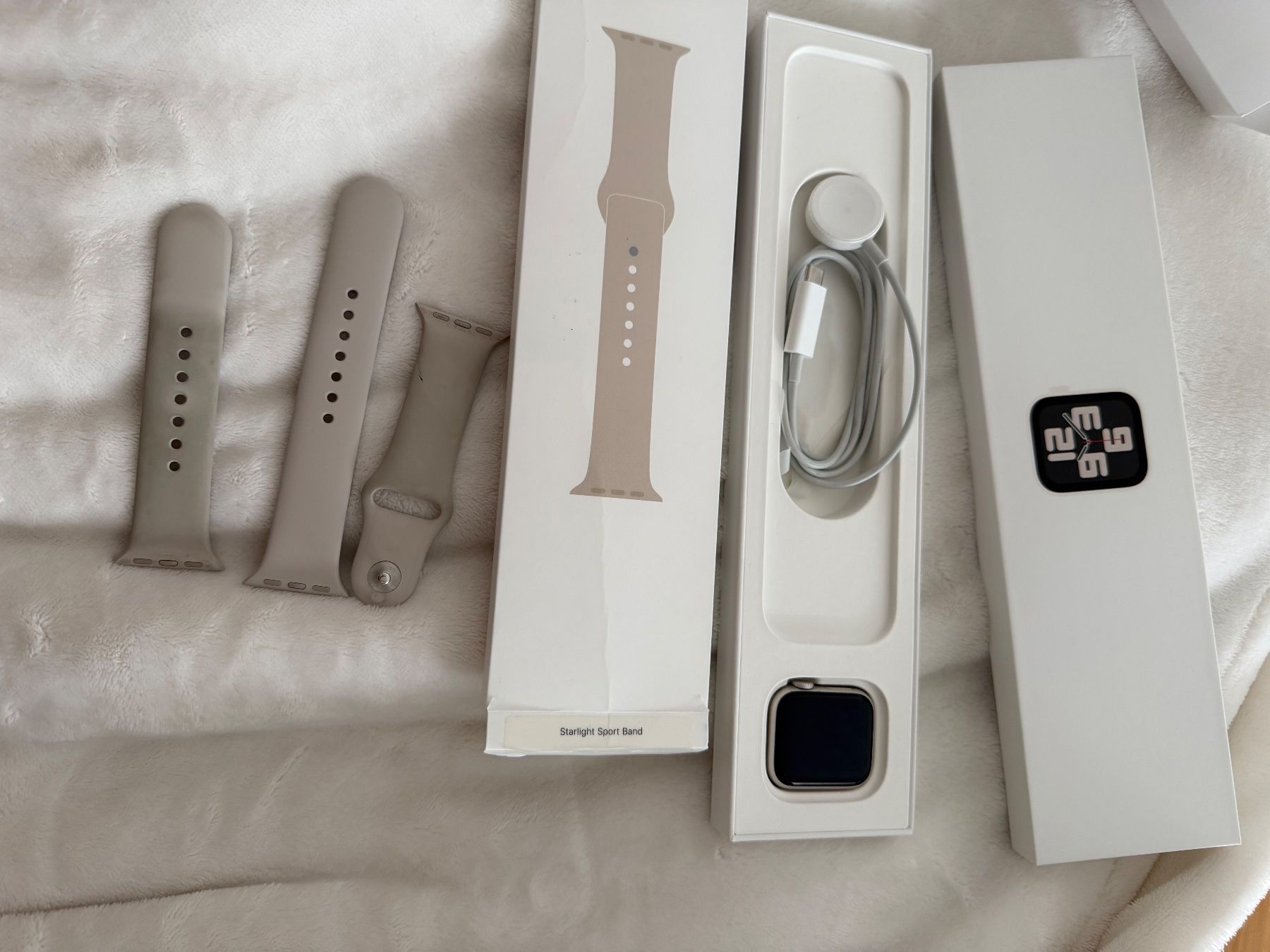 Apple Smartwatch: Apple Watch se 2022 – D'occasion à Visp par sar_5qg5 1
